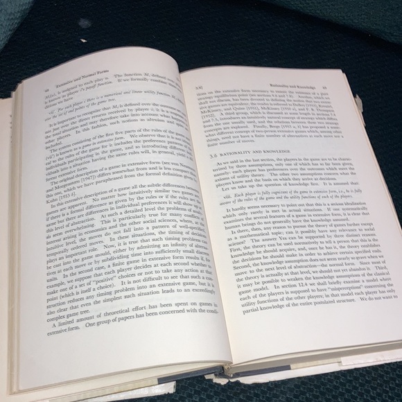 “Games and Decisions” Hardback book vintage - Picture 10 of 16
